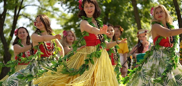 dance studio Moana Hula Studio action 4