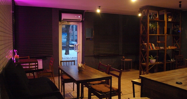 Promotional offers in a coffee shop