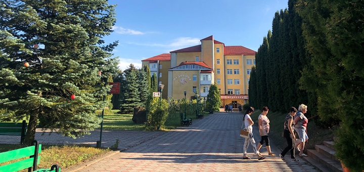 Санаторій Медобори, територія
