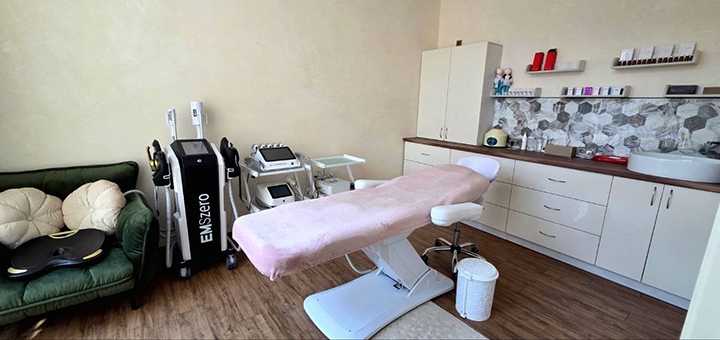 Skok 2U Beauty Clinic, a plastic surgery and cosmetology clinic. Get a 2-day discount.