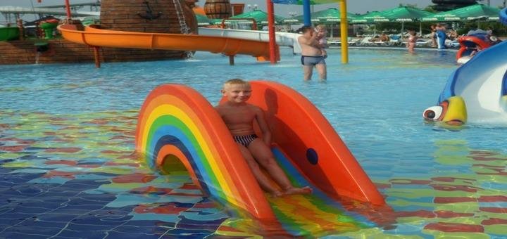 Promotions in the water park "Ostrov Skarbiv"