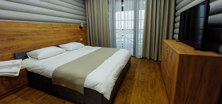Waterloo Village Hotel. Book with Promotion 40