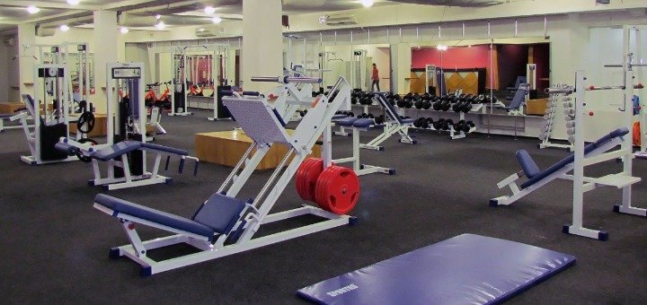 Unlimited workouts at the gym of the IRON fitness club at a discount