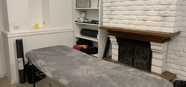 Massage therapist Evgenia Simonenko