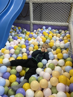 Игровая комната Там де діти. Посещайте по акции 10