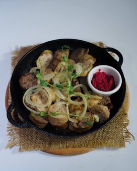 Кафе украинской кухни Мамина хустка. Посещайте по акции 19