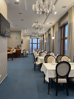 Villa Dragobrat Hotel. Enjoy a 22% discount.