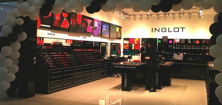 Promotion in Inglot stores