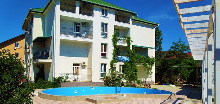 Discounts for holidays at the White Shark Hotel in Iron Port1