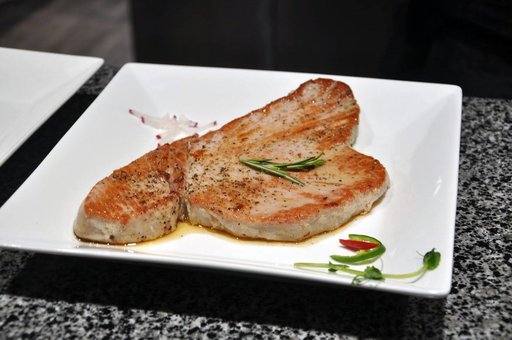 Fish shop-restaurant &quot;flagman&quot;. discounts on dishes