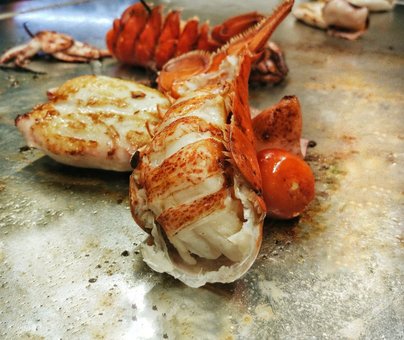 Fish shop-restaurant &quot;flagman&quot;. discounts on dishes