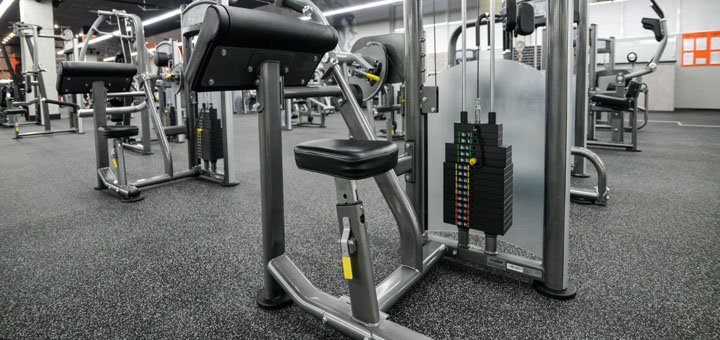 Силові тренування в спортклубі dog &amp; grand crossfit