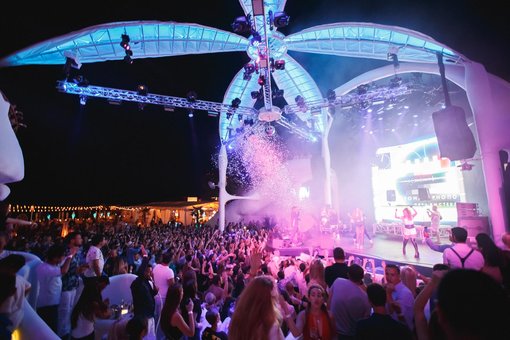 Beach club &quot;ibiza beach club&quot;. ticket discounts