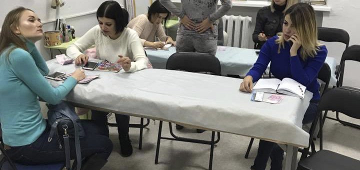 Акции  в салоне красоты Gloria lash&nails studio