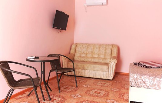 Відпочинок на Чорному морі в міні-готелі Villa Grand в Затоці. Бронювати номер недорого