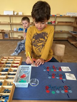Handicraft circles at the Montessori microschool in Dnipro. Sign up for a promotion