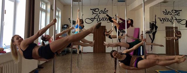 Скидка на занятия в школе «Pole Flying».