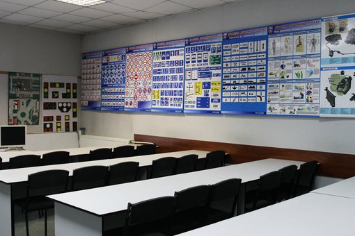 Driving school "Constant GS" in Kiev. Sign up for a driving course for a promotion.