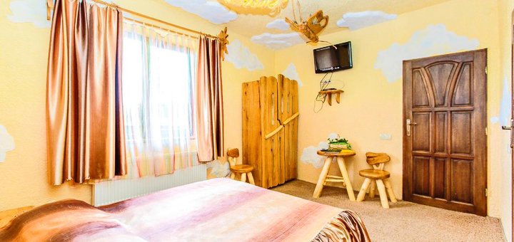 “Freaks” Hotel Bukovel19