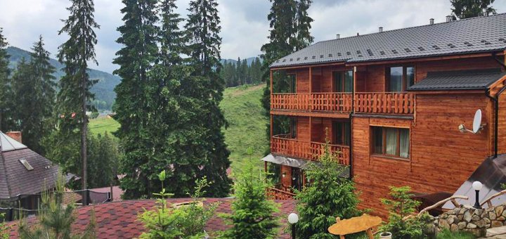 “Freaks” Hotel Bukovel20