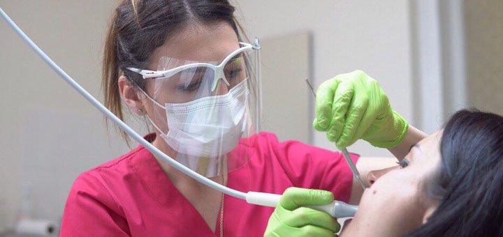 Стоматологические услуги в Dr.Selimova в Одессе