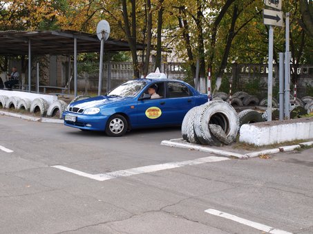 Driver courses "Constanta-GS" in Kiev. Sign up for a discount.