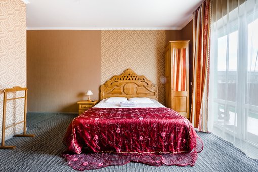 Standard room 2-bed room with a balcony near the Everest motel Ivano-Frankivskiy. Replace the number with a znizhkoyu