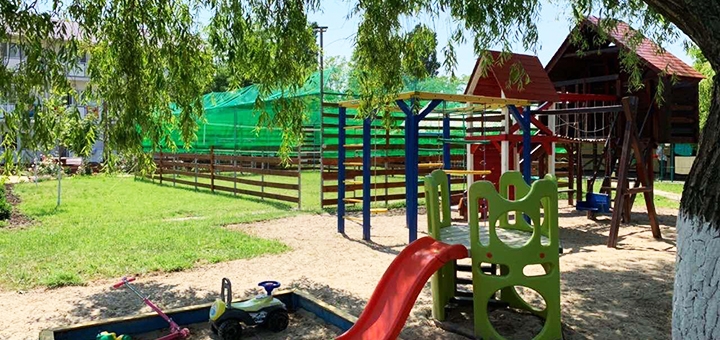 Discounts for holidays at the Cote d'Azur base in Zatoka2