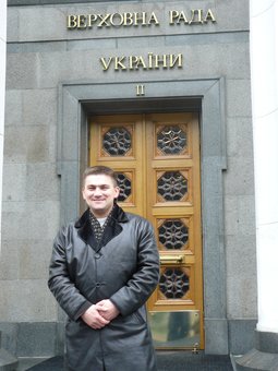 Адвокатське бюро Олега Лосіхіна «Смерч» у Києві. Звертайтесь до адвоката за акцією.